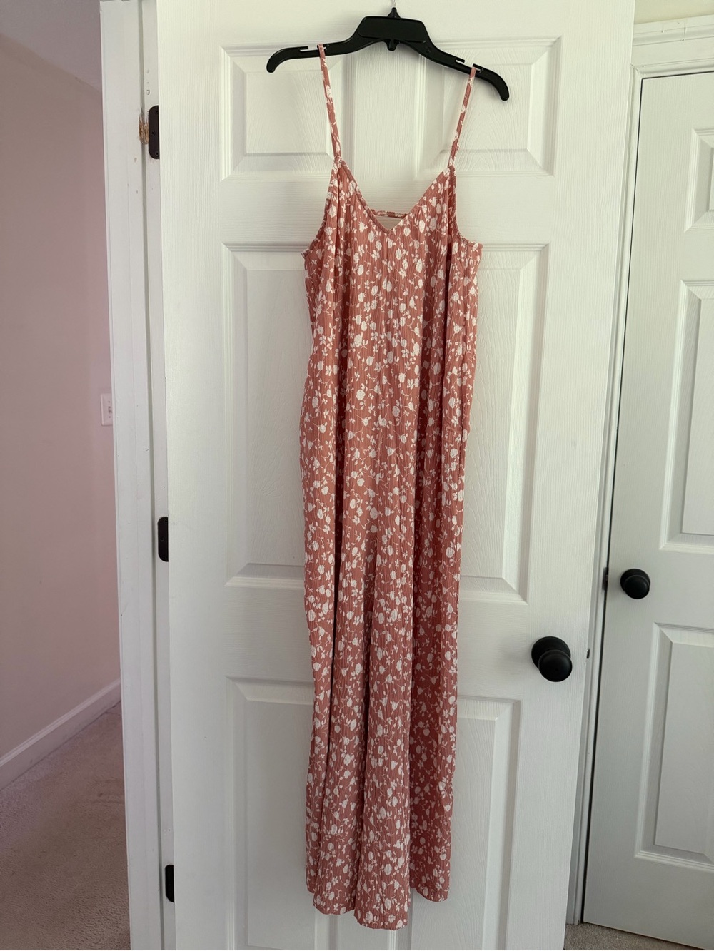Floral Spaghetti-Strap Wide-Leg Jumpsuit in Dusty Rose